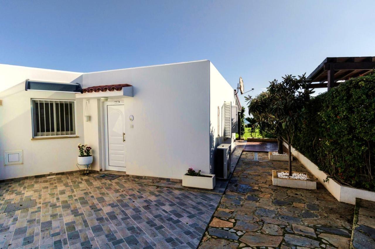 Blue Bay Beach House Larnaca Exteriér fotografie